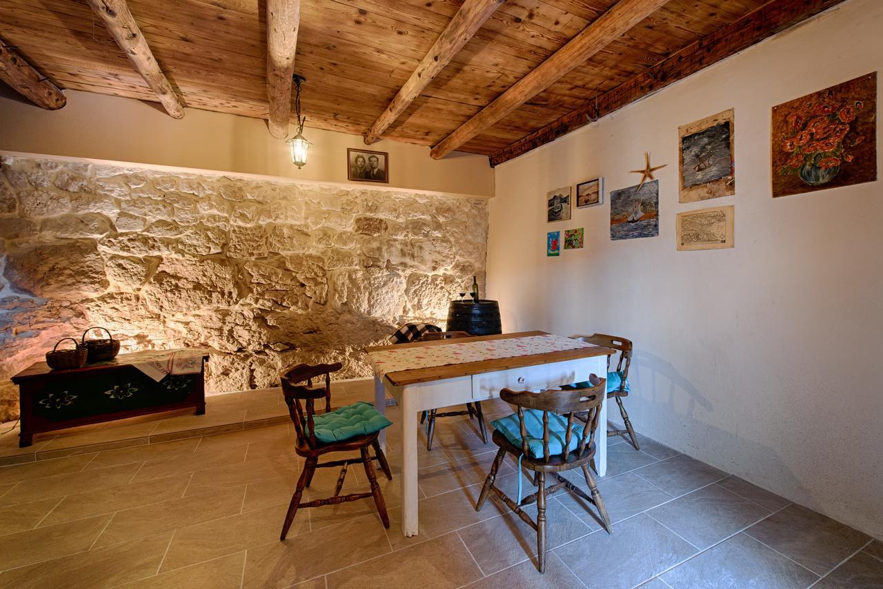 Villa Sv. Vid Sevid Exteriér fotografie